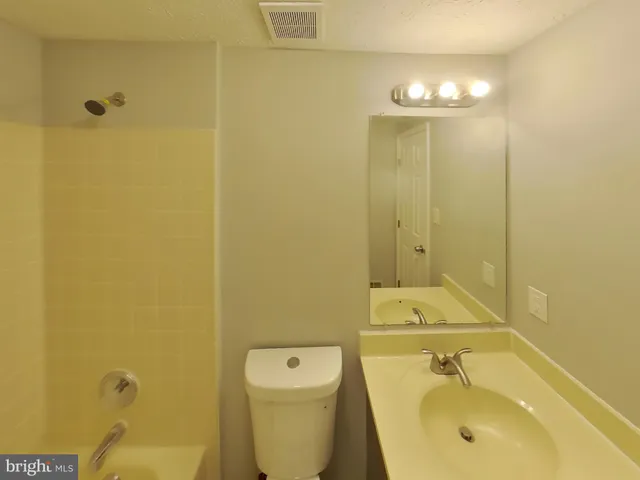 $2,429 | 2551 Log Mill Court, Crofton, MD 21114