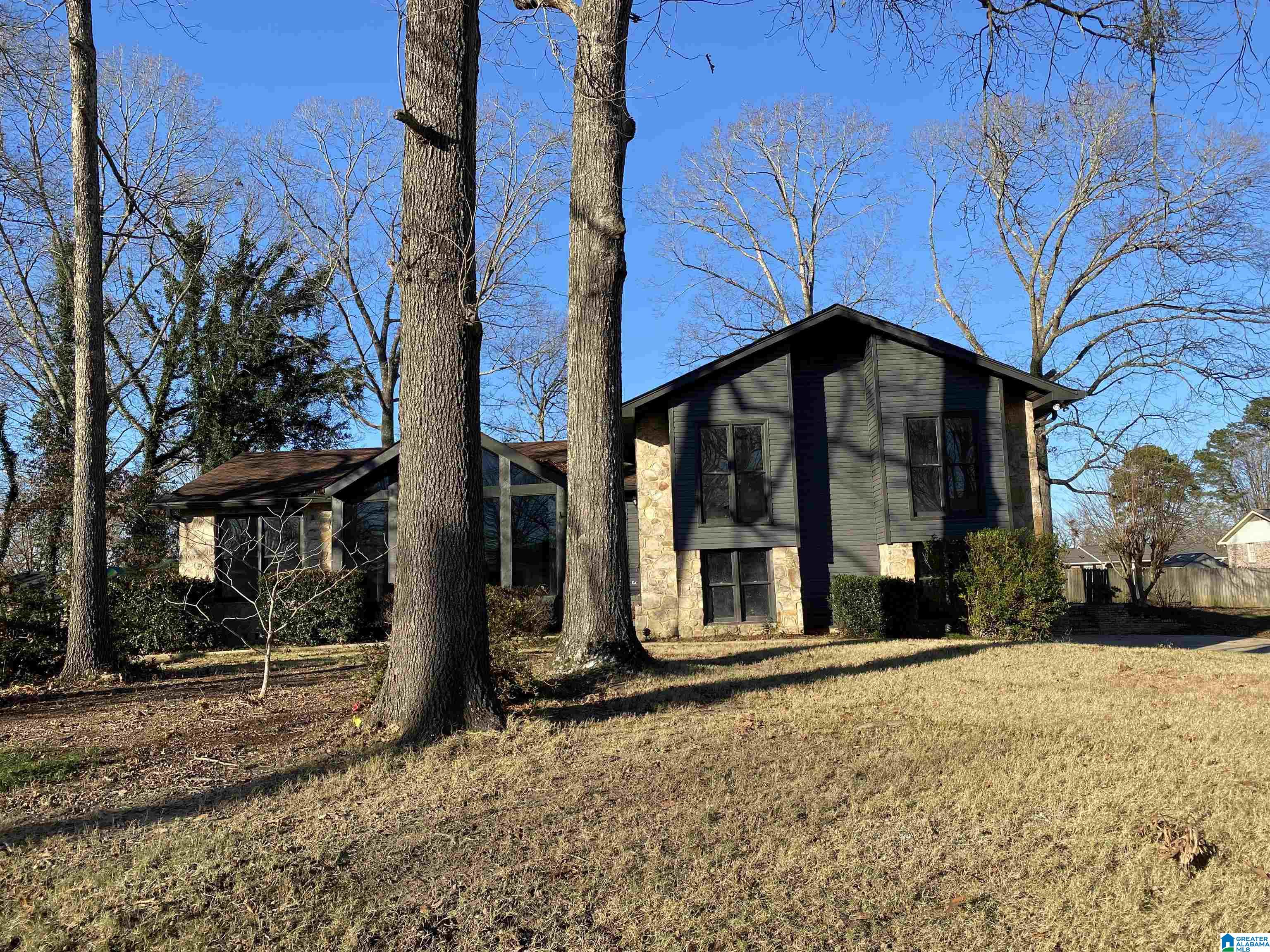 1332 8th Place Pleasant Grove, AL 35127 - Photo 1 of 37