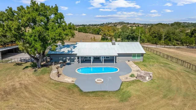 $625,000 | 600 Glenn Cemetery Road, Tolar, TX 76476