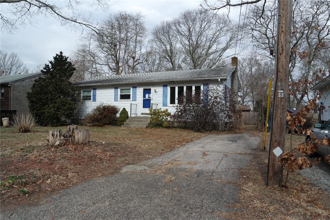 127 Old Pine Road Narragansett, RI 02882 - Photo 1 of 29 Gallery Image 1