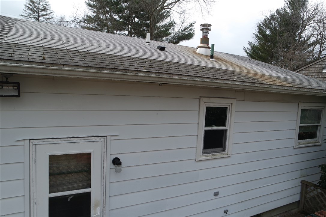 127 Old Pine Road Narragansett, RI 02882 - Photo 8 of 29 Gallery Image 8