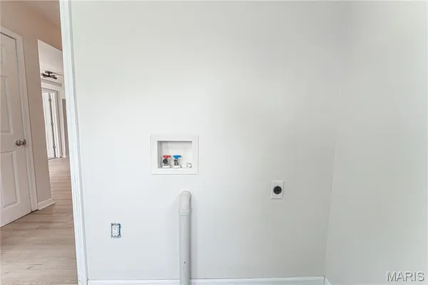 $150,000 | 202 West Canada Street, Sturgeon, MO 65284