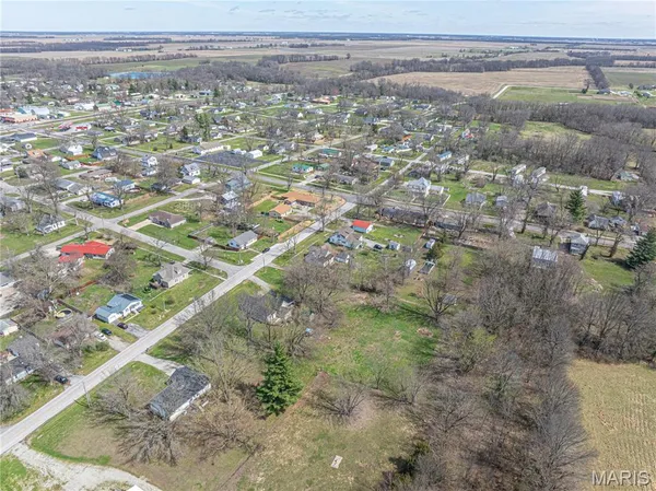 $150,000 | 202 West Canada Street, Sturgeon, MO 65284