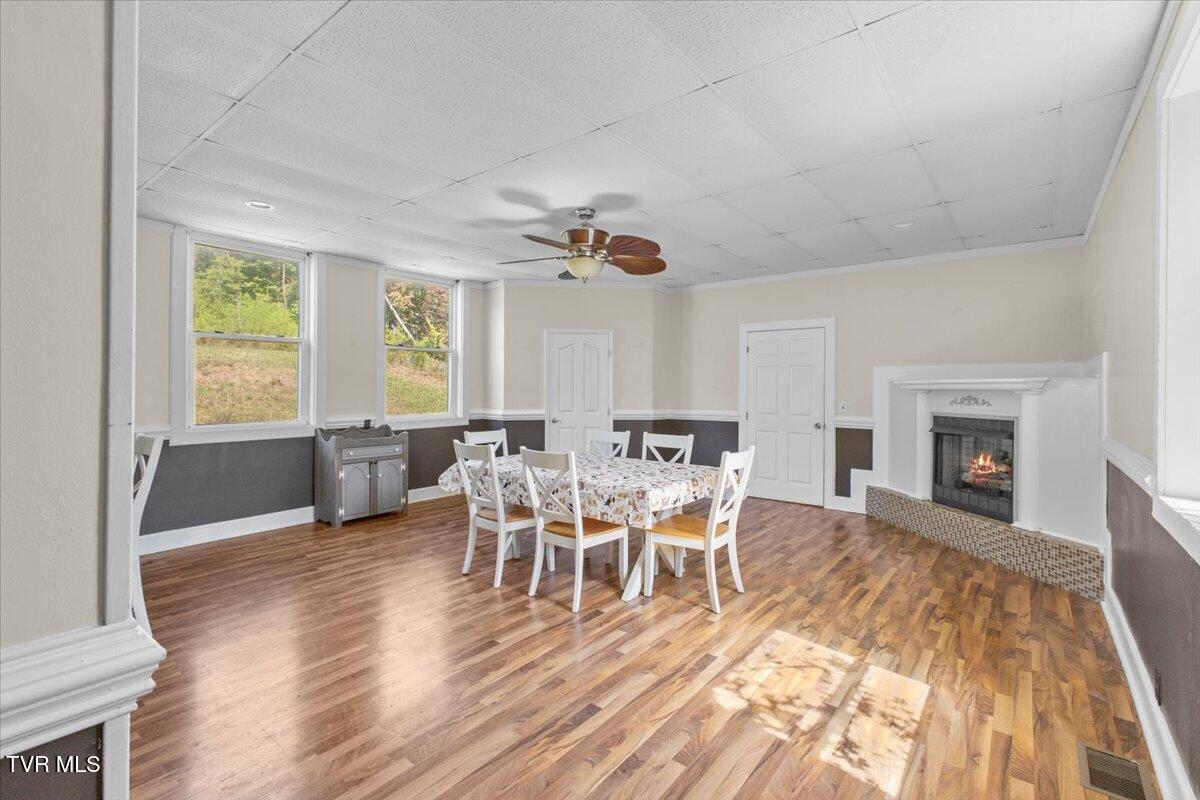 2447 Denton Valley Road Bristol, TN 37620 - Photo 26 of 41 27-128A2465