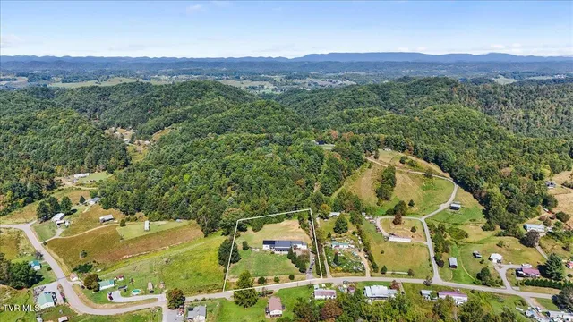 $500,000 | 2447 Denton Valley Road, Bristol, TN 37620