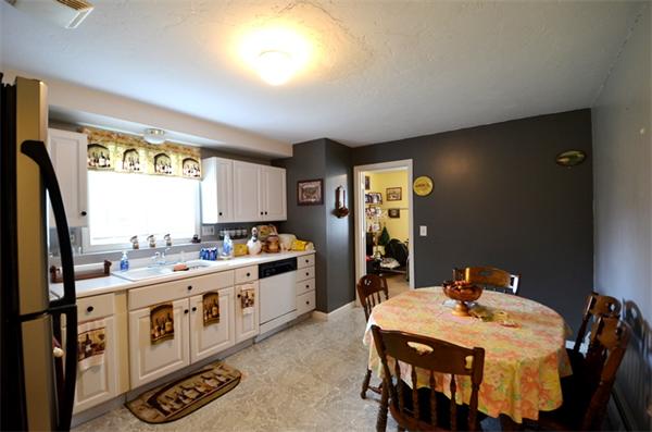 32 Jesse Road Dudley, MA 01571 - Photo 16 of 30 Gallery Image 16