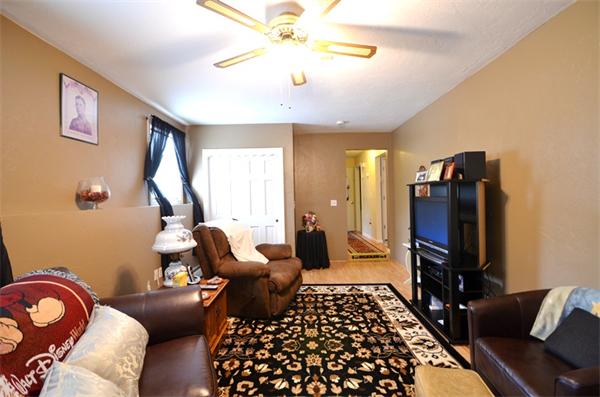 32 Jesse Road Dudley, MA 01571 - Photo 18 of 30 Gallery Image 18