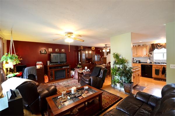 32 Jesse Road Dudley, MA 01571 - Photo 9 of 30 Gallery Image 9