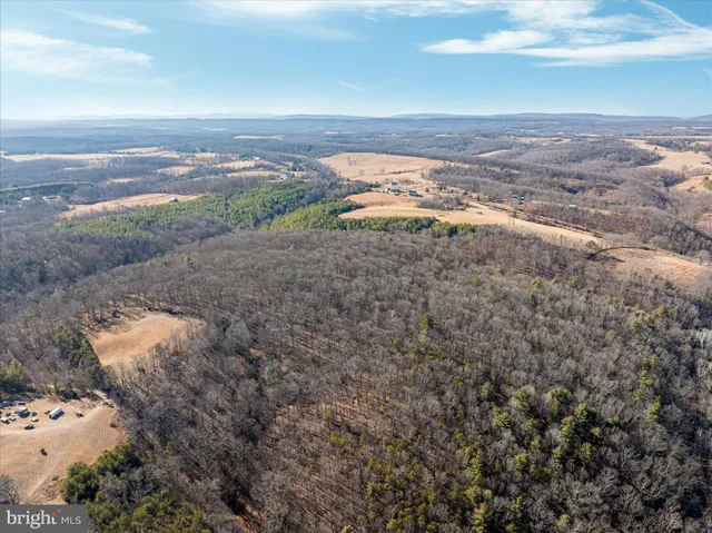 $1,025,000 | 1990 Collinsville Road, Cross Junction, VA 22625