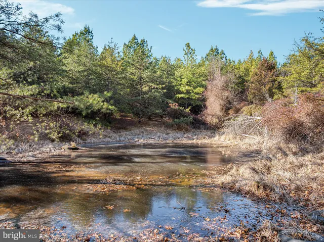 $1,025,000 | 1990 Collinsville Road, Cross Junction, VA 22625