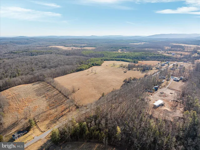 $1,025,000 | 1990 Collinsville Road, Cross Junction, VA 22625