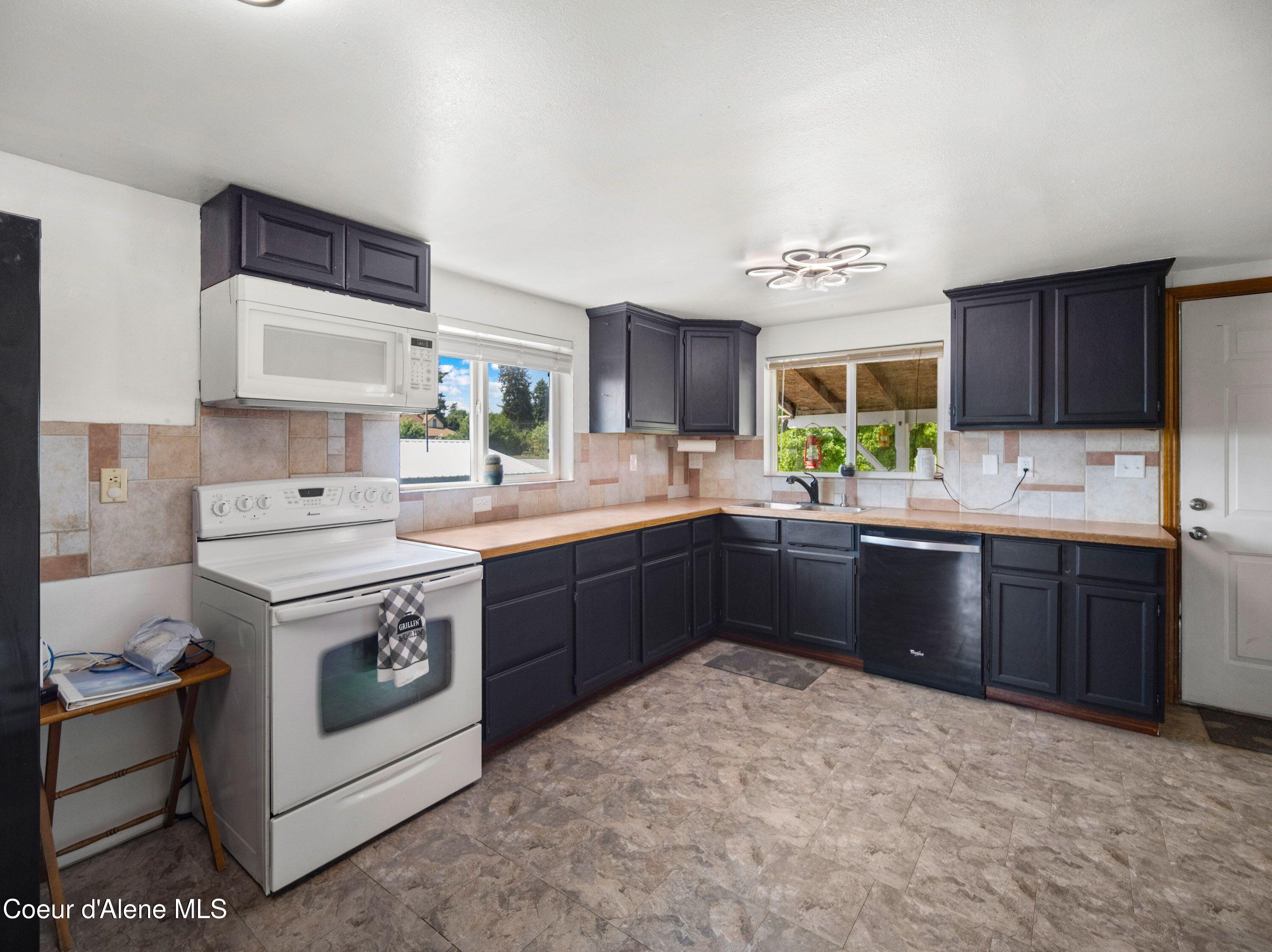 409 North 2nd Street Fairfield, WA 99012 - Photo 10 of 60 14