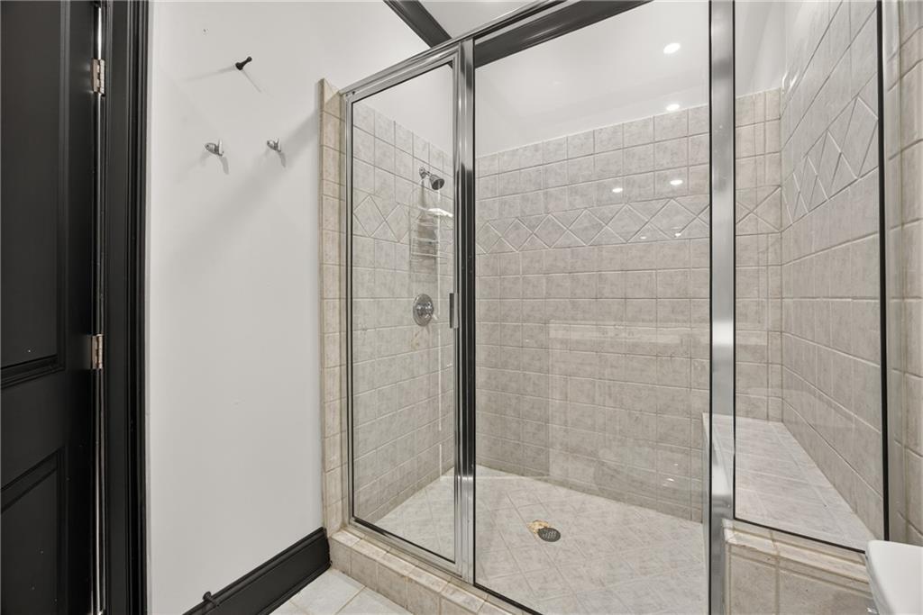 1 Cascade Pointe Drive Southwest Atlanta, GA 30331 - Photo 5 of 90