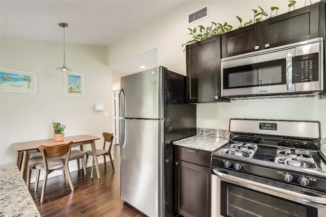 $1,995 | 5112 Heflin Lane, Austin, TX 78721