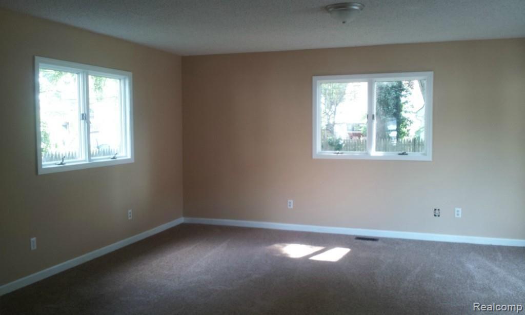 22030 Stephens Road St. Clair Shores, MI 48080 - Photo 15 of 36 2014-08-26 15.03