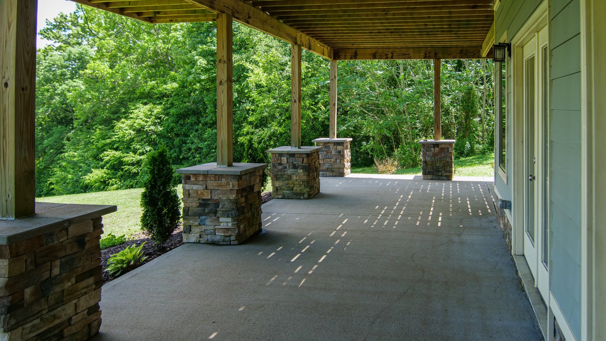 301 Clyde Gleaves Road Wartrace, TN 37183 - Photo 4 of 45 Gallery Image 4