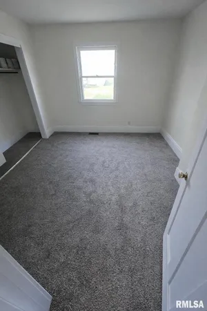 $162,500 | 135 East Washington Street, Rushville, IL 62681