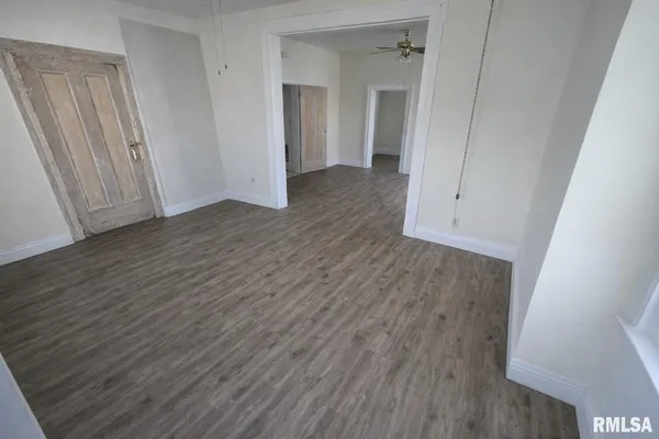 $162,500 | 135 East Washington Street, Rushville, IL 62681