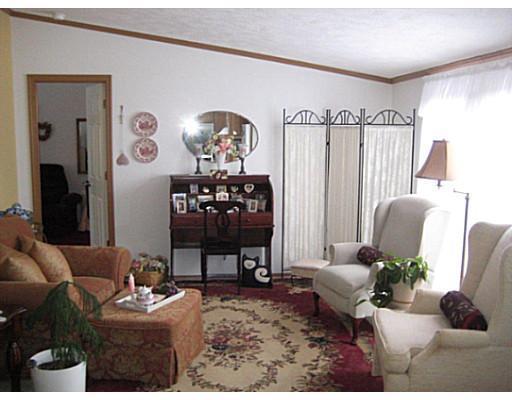 17 Ritas Way Glenburn, ME 04401 - Photo 3 of 24 Living Room.