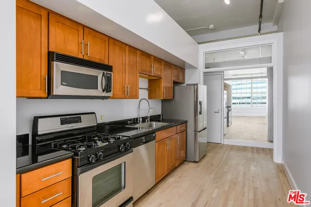 $379,000 | 420 San Pedro Street, Unit 605, Los Angeles, CA 90013