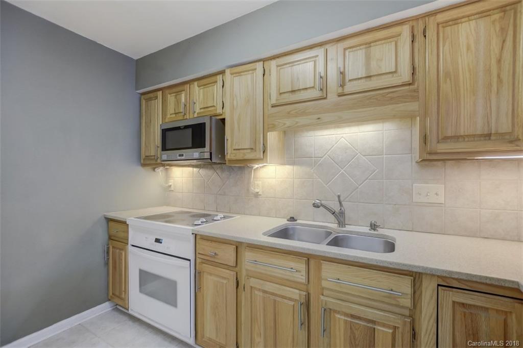 5009 Sharon Road, Unit L Charlotte, NC 28210 - Photo 14 of 31