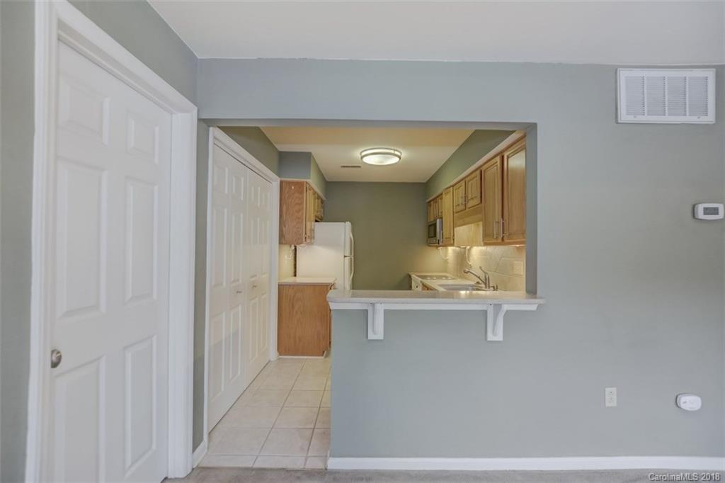 5009 Sharon Road, Unit L Charlotte, NC 28210 - Photo 17 of 31