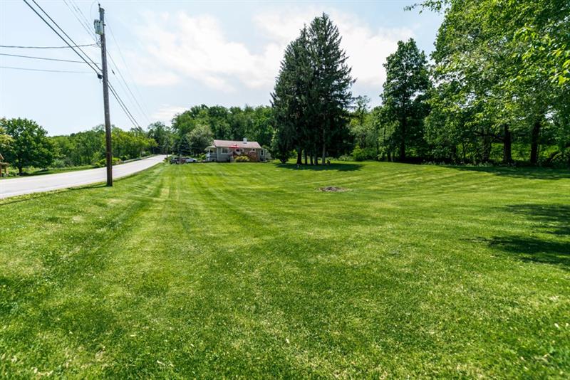 1599 Pine Run Road Rochester, PA 15074 - Photo 4 of 13