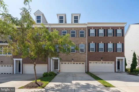 $2,950 | 4208 WOODSPRING Lane, Upper Marlboro, MD 20772