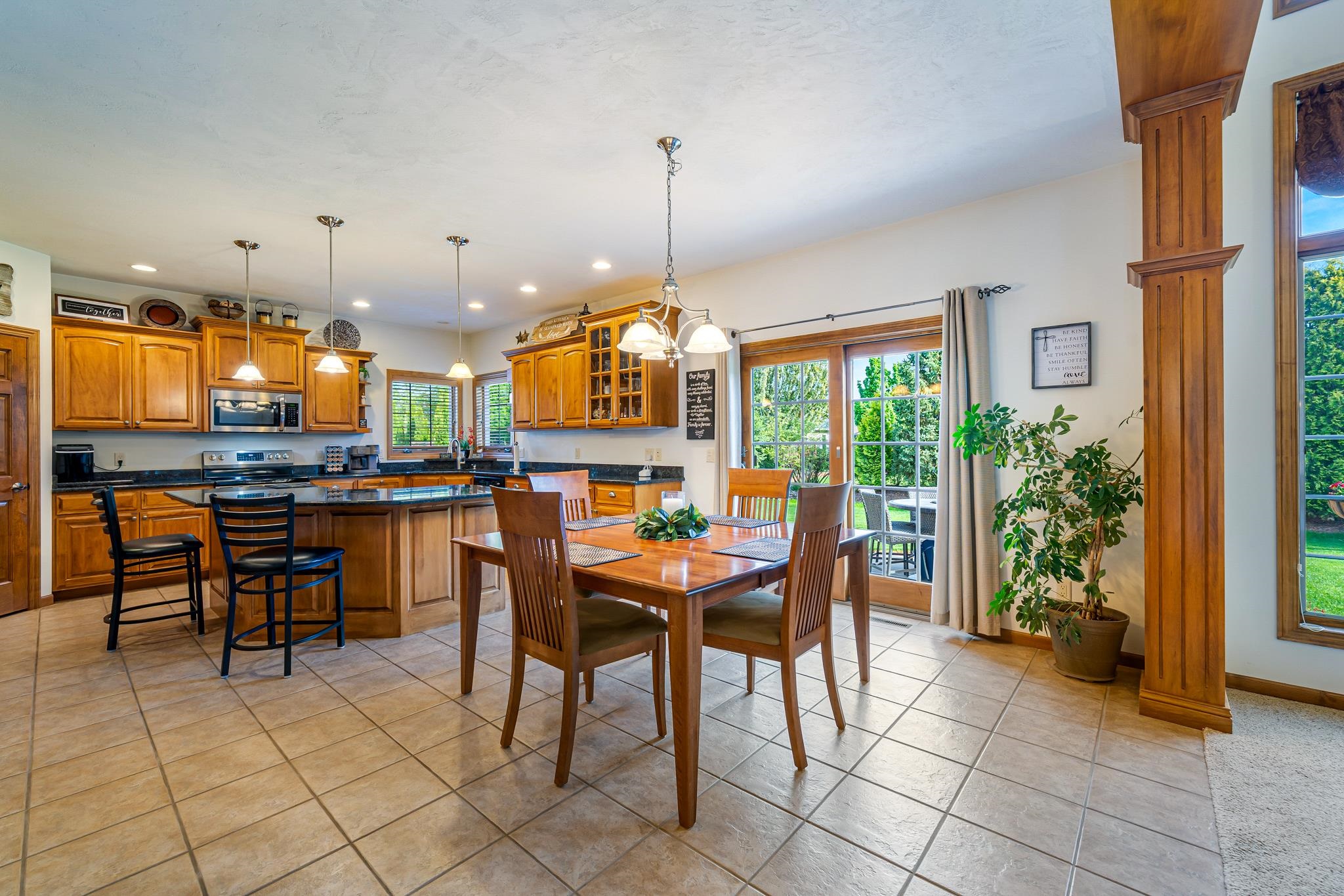 309 Stratford Lane Appleton, WI 54913 - Photo 21 of 85