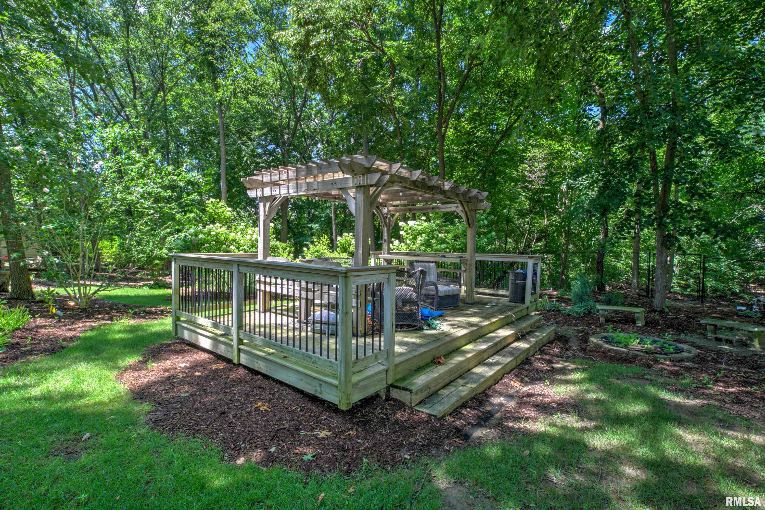 2929 Windpointe Drive Peoria, IL 61614 - Photo 11 of 100