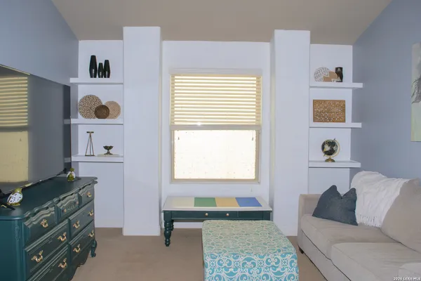$2,000 | 2550 Gato Del Sol, San Antonio, TX 78245
