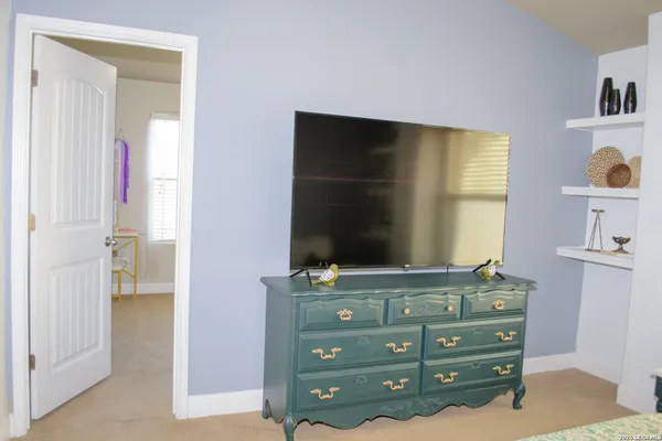 $2,000 | 2550 Gato Del Sol, San Antonio, TX 78245