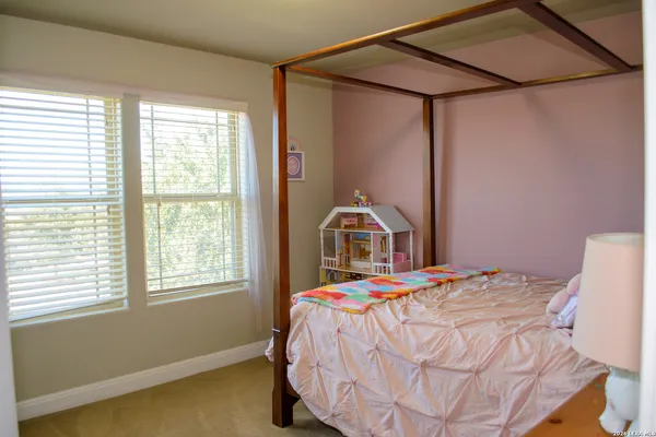 $2,000 | 2550 Gato Del Sol, San Antonio, TX 78245