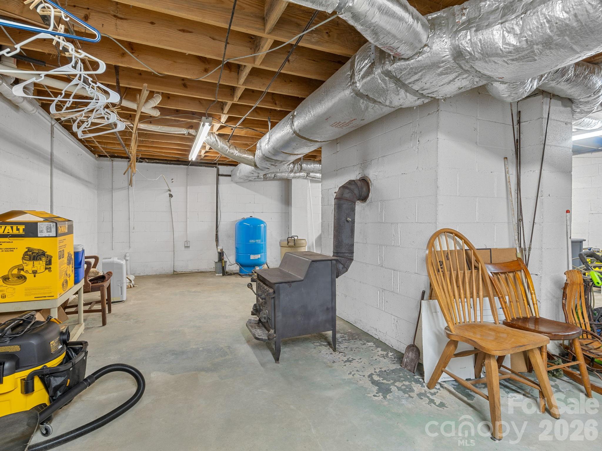 405 Loop Road Campobello, SC 29322 - Photo 32 of 40 Gallery Image 32