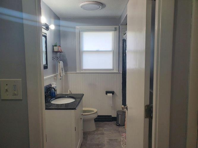 29 Basse Circle Lynn, MA 01905 - Photo 4 of 13