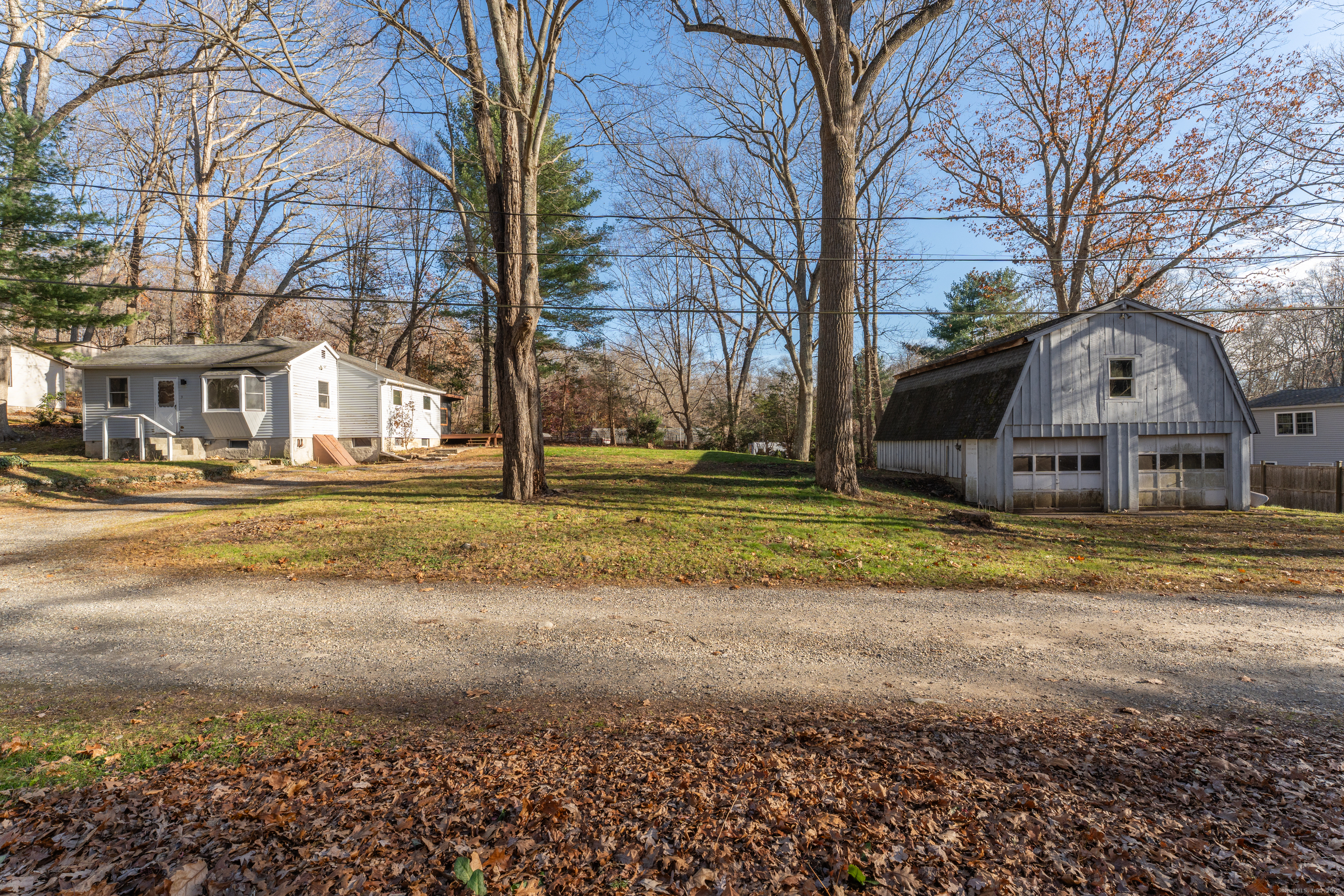 3 Jamaica Road-home and barn.