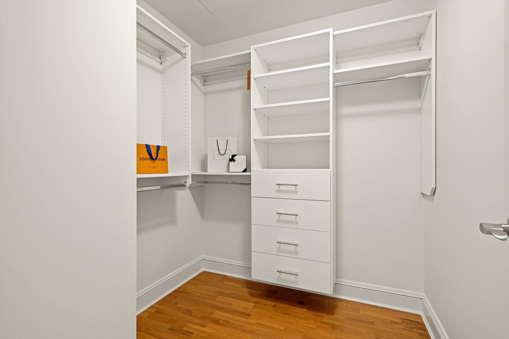 850 North Lake Shore Drive, Unit 305 Chicago, IL 60611 - Photo 23 of 28