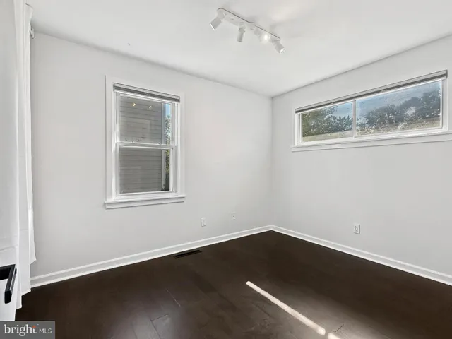 $474,900 | 1204 Parrish Drive, Rockville, MD 20851