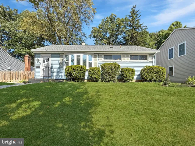 $474,900 | 1204 Parrish Drive, Rockville, MD 20851