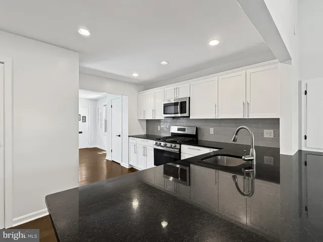 $474,900 | 1204 Parrish Drive, Rockville, MD 20851