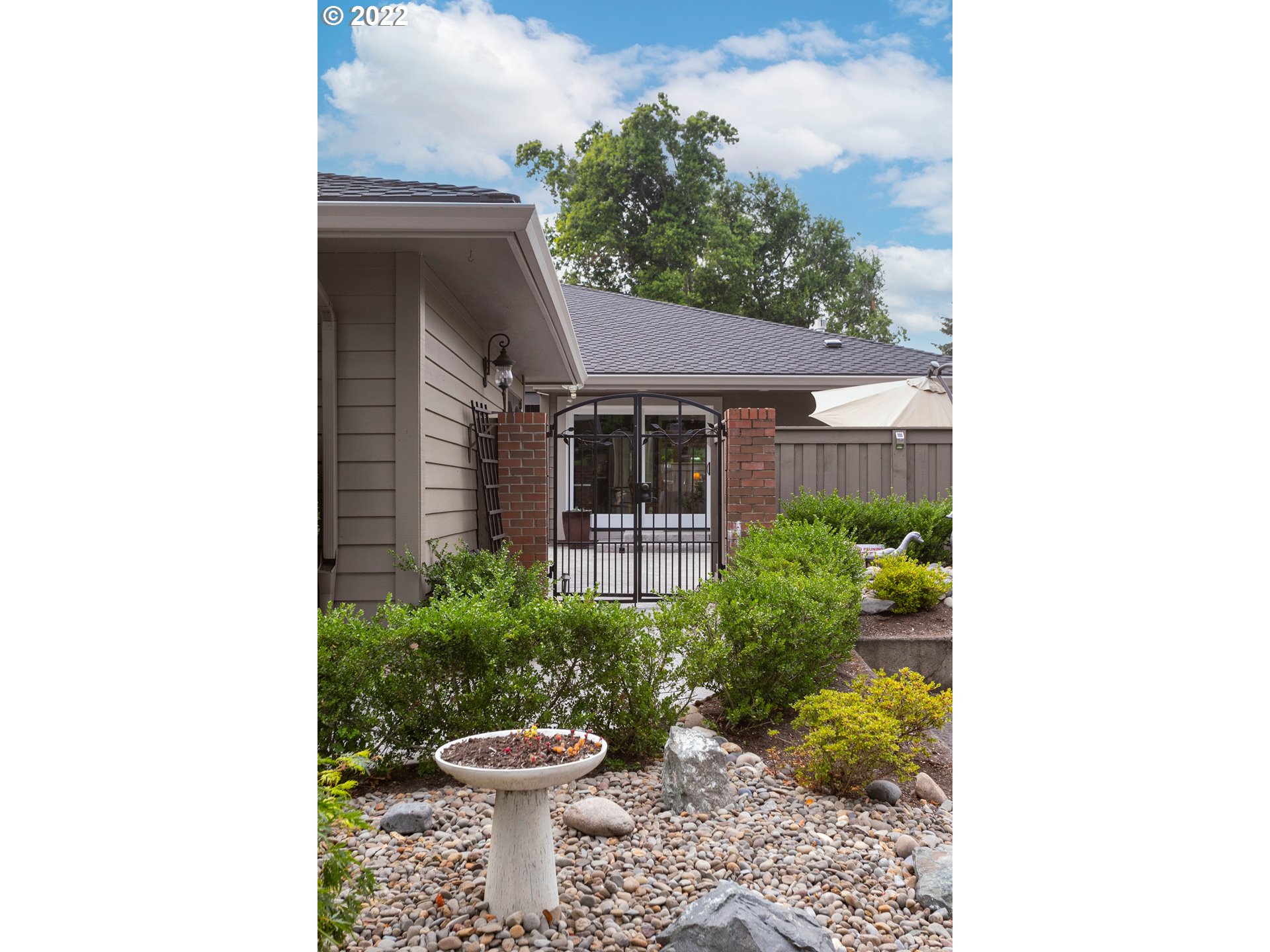 32395 Southwest Boones Bend Road Wilsonville, OR 97070 - Photo 2 of 32 Gallery Image 2