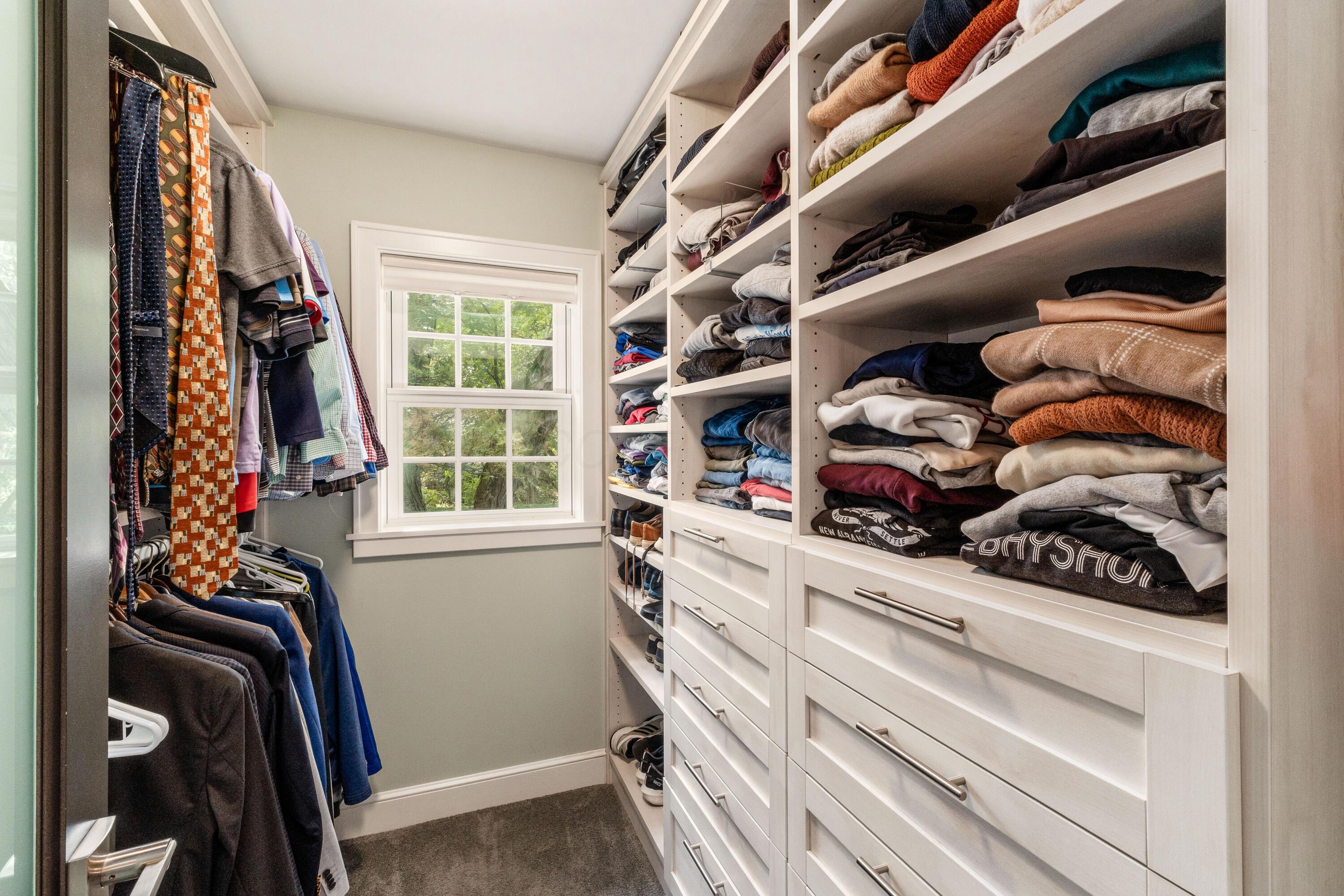 2558 Bryden Road Bexley, OH 43209 - Photo 29 of 45 Custom closet