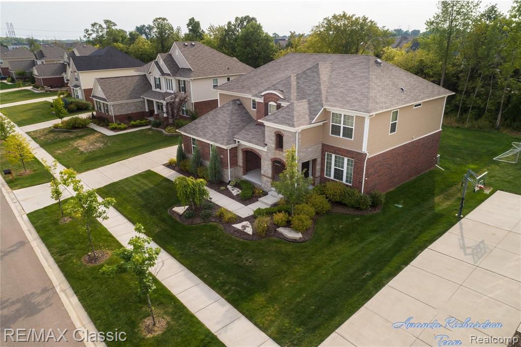 1475 Hickory Ridge Court South Canton, MI 48187 - Photo 4 of 32