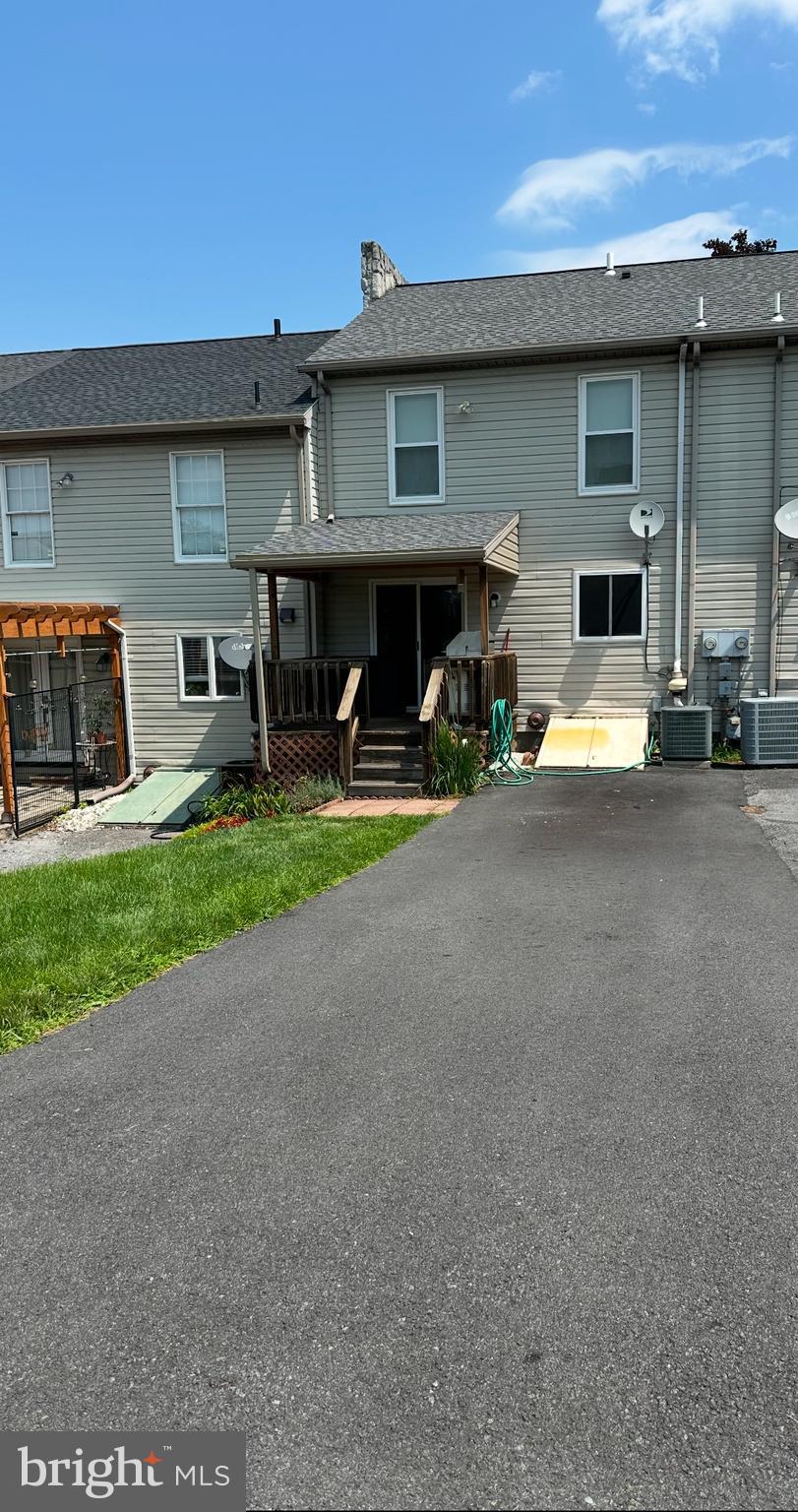 212 Morgantown Road Reading, PA 19611 - Photo 2 of 25 Gallery Image 2