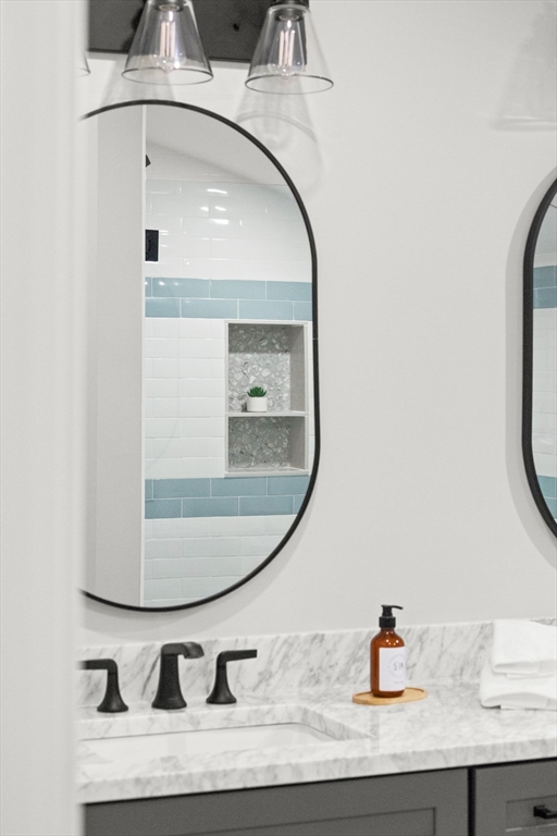 11 Washington Street, Unit 8 Ipswich, MA 01938 - Photo 35 of 38