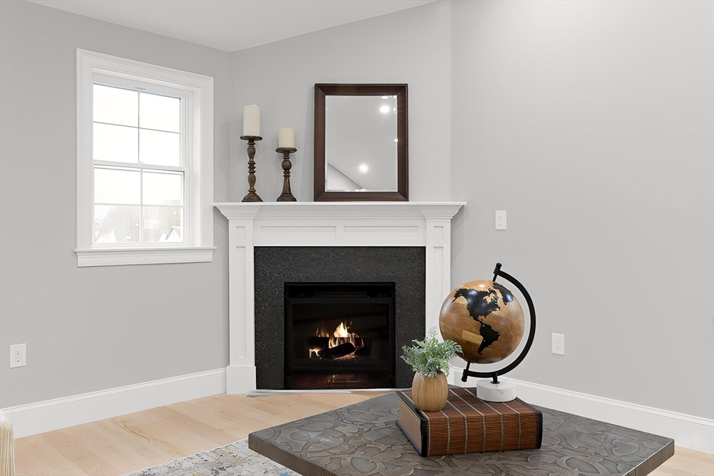 11 Washington Street, Unit 8 Ipswich, MA 01938 - Photo 5 of 38