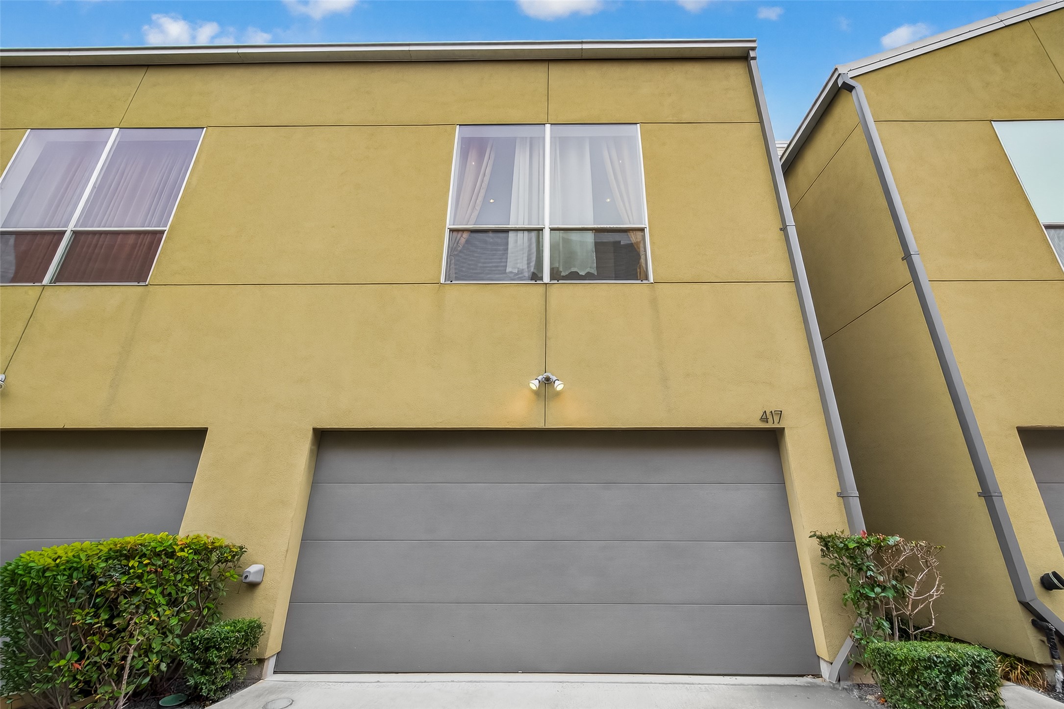 417 Meadow Street Houston, TX 77020 - Photo 2 of 35