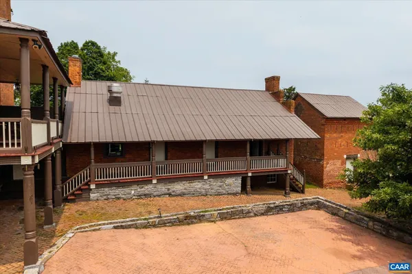 $3,900,000 | 325 Factory Outlet Drive, Max Meadows, VA 24360