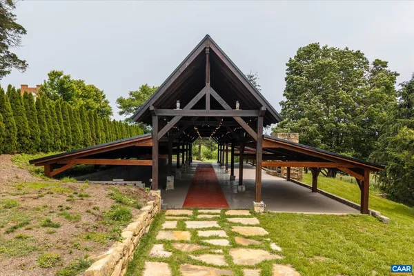 $3,900,000 | 325 Factory Outlet Drive, Max Meadows, VA 24360