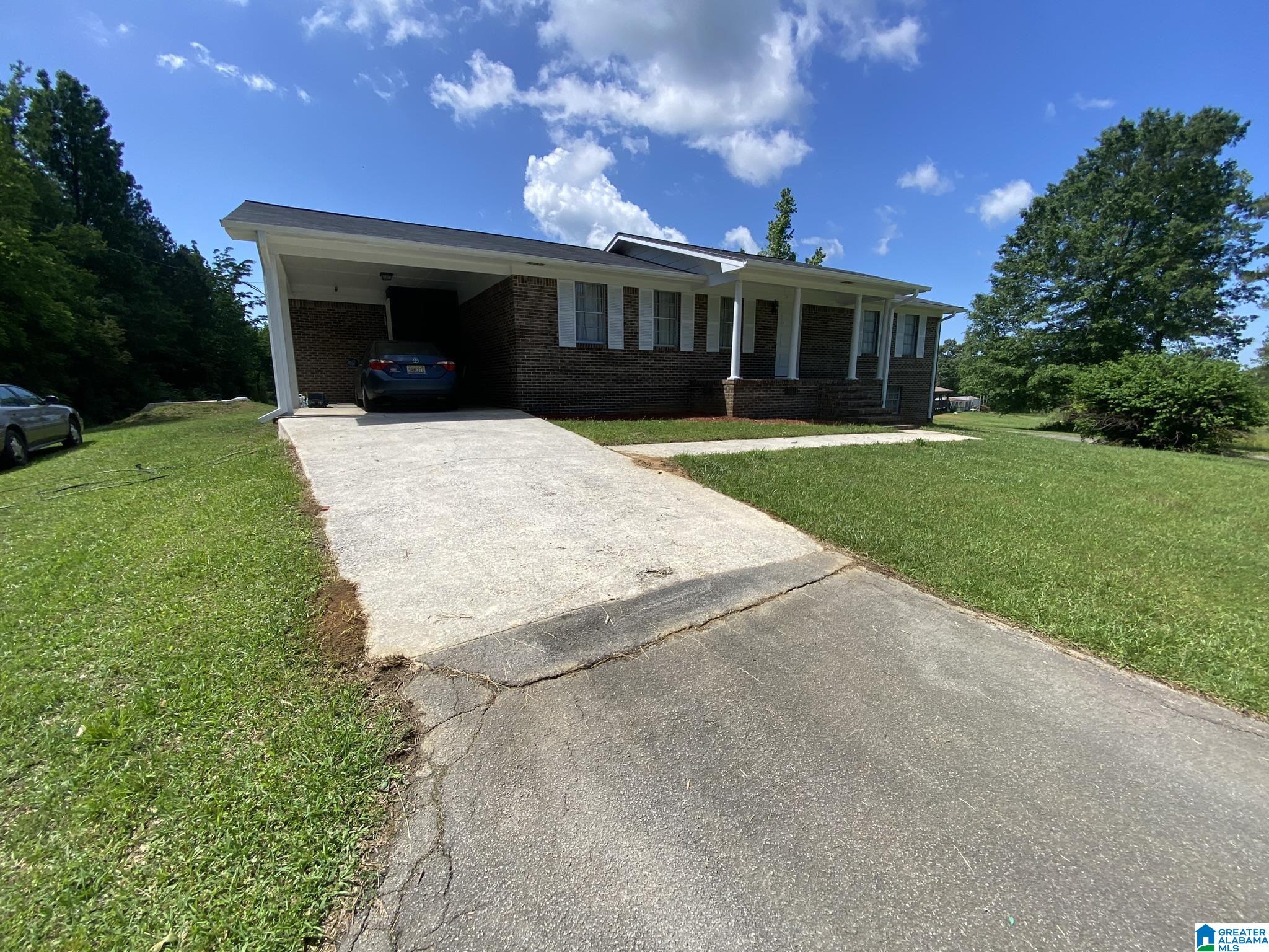 8978 Shoal Creek Road Ashville, AL 35953 - Photo 4 of 32